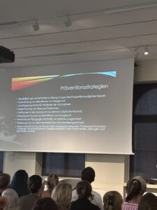 „Pick up Artists“ und „Incels“ — misogyne, antifeministische, rechte Strukturen und der Weg zur Gewalt 